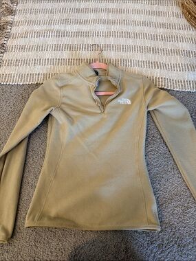 The North Face Women's fleece zip up